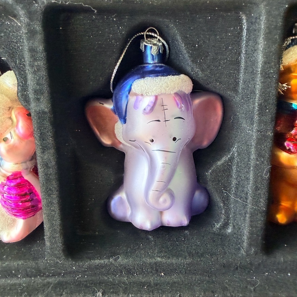 Disney Store Winnie Pooh Christmas Ornament Set - Picture 4 of 9